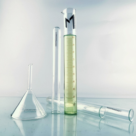 дизельное топливо межсезонное -15°c купить оптом с доставкой в Мариуполе